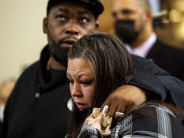 Released From Prison Is Kim Potter, The Officer Convicted Of Killing Daunte Wright